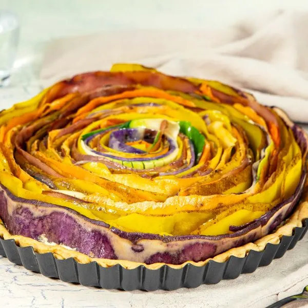 Torta salata di verdure a spirale