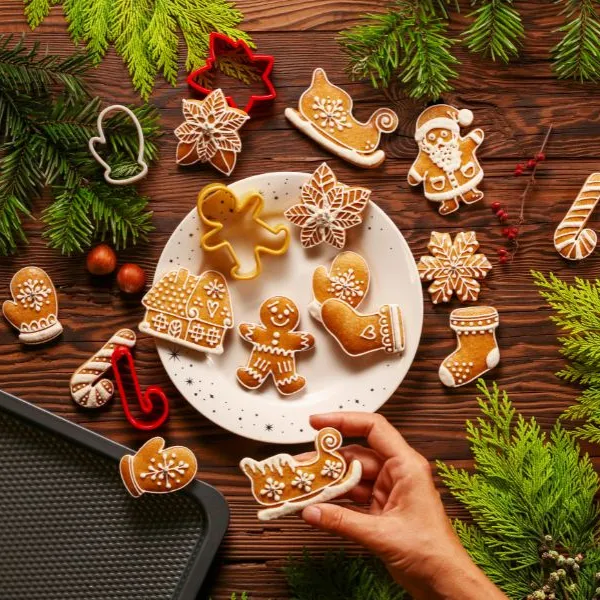 Decorare i biscotti di Natale