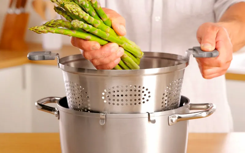 Colini, imbuti e scolapasta