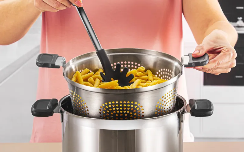 Schiumarole e servispaghetti